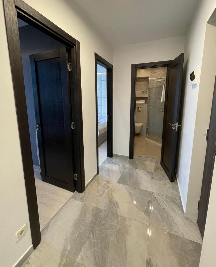 Apartments At Like House Batoumi Extérieur photo